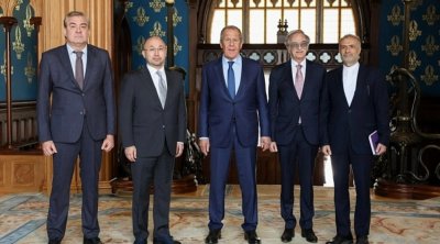 Lavrov Xəzəryanı dövlətlərin səfirləri ilə “beşlik” formatında fəaliyyəti müzakirə edib