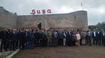 Beynəlxalq konfrans iştirakçıları Şuşada - FOTO