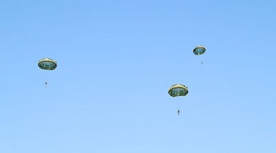 Azərbaycanda FACİƏ: Paraşütçü yerə çırpılaraq HƏLAK OLDU