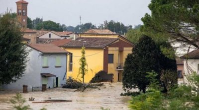 İtaliyada daşqınlar: 300-dən çox insan xilas edildi - FOTO