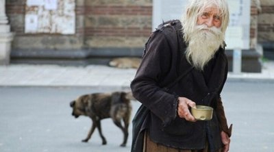 Bakıda küçədə 2 “bomj” həyatını itirdi