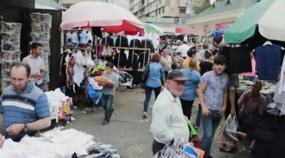 "8-ci kilometr bazarı"nın ətrafında obyektlər SÖKÜLÜR - VİDEO