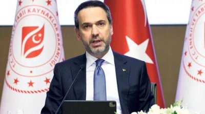 Bayraktar: "Türkiyə bərpa olunan enerji sahəsinə 80 milyard dollar investisiya cəlb etməlidir"