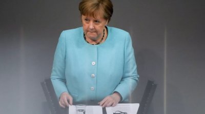 Merkel siyasətə qayıdacaqmı?