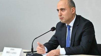 “İndiki şagirdlərin oxuyub-anlama bilikləri yaşlı nəsildən daha yaxşıdır”-Emin Əmrullayev