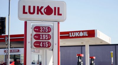 "Lukoil"də benzinə su qarışıb: Şirkət təsdiq etdi - VİDEO