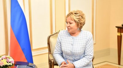 Matviyenko Polad Bülbüloğlunu TƏLTİF ETDİ