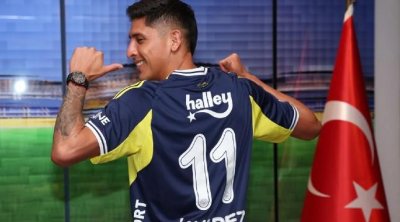 "Fənərbağça" müdafiəçi TRANSFER ETDİ