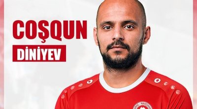 “Araz Naxçıvan” millimizin üzvünü transfer etdi