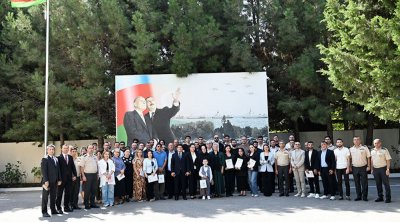 Məhərrəmlə Siracın medalları ailələrinə təqdim edildi