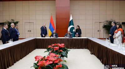 Pakistan və Ermənistan arasında diplomatik əlaqələr quruldu