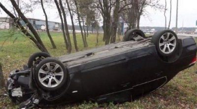 Tovuzda avtomobil aşdı - Bir ailənin 4 üzvü xəsarət aldı