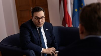 “Putin özünü elə göstərir ki, guya müharibəni dayandırmaq istəyir”