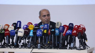 “Direktor məktəb formasının rəngini dərsə 2-5 gün qalmış dəyişməməlidir" – NAZİR