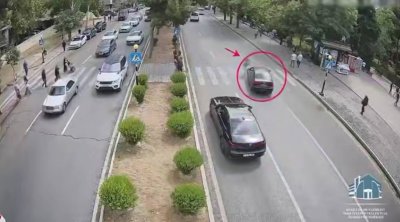 Bakıda DƏHŞƏTLİ QƏZA: Keçiddən keçən piyadanı maşın vurdu – ANBAAN VİDEO