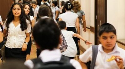 Ağır dərs, robota çevrilən şagirdlər – Nazirlik qərar verdi
