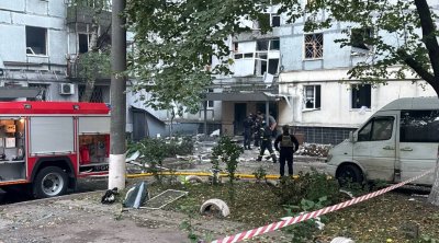 Rusiyadan Dneprə DƏHŞƏTLİ HÜCUM – Ölən və yarlananlar var – FOTO/VİDEO