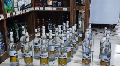 Marketdə saxta alkoqollu içkilər AŞKARLANDI - FOTO