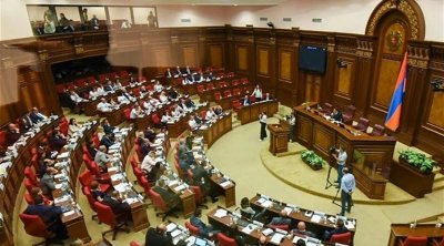 Ermənistan parlamentində Azərbaycanla bağlı fövqəladə iclas – Müxalifət zalı tərk etdi