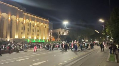 Gürcülər yenidən Tbilisi küçələrində