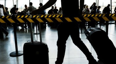 Bu il neçə əcnəbi Azərbaycandan çıxarılıb?