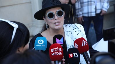 Elza Seyidcahan: “Qızına baxıb təskinlik tapacağıq”