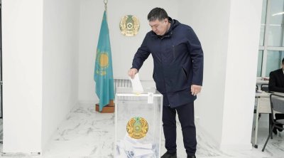 Qazaxıstanda ilk dəfə mer seçkisi keçirildi