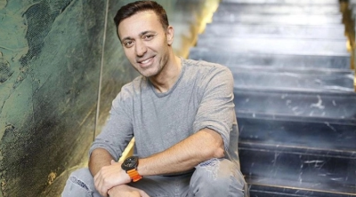 Mustafa Sandala Britaniyada ömürlük viza verildi