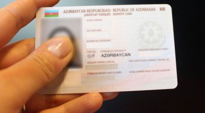 Azərbaycanda yeni şəxsiyyət vəsiqələrinin verilməsinə BAŞLANILDI