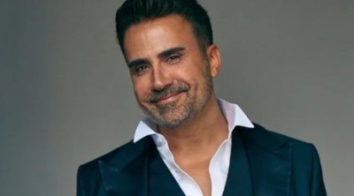 Emrah Bakıda kövrəldi - VİDEO
