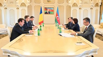 Sahibə Qafarova rumıniyalı həmkarı ilə görüşüb - FOTO