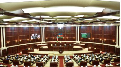 Xarici parlamentarilər Milli Məclisdə - Konstitusiya ilə bağlı beynəlxalq konfrans KEÇİRİLİR