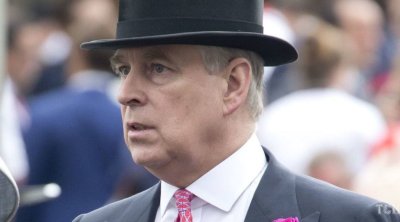 III Çarlz qardaşını bütün kral titullarından MƏHRUM ETDİ