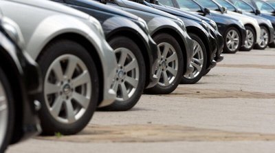 Azərbaycana idxal olunan köhnə minik avtomobilləri üçün aksiz dərəcəsi ARTIRILIR