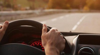 Sərxoş sürücü avtoxuliqanlıq etdi – 2 nəfəri bıçaqladı