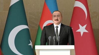 Prezident: “İndi təcridxanada Azərbaycan çayı içirlər”