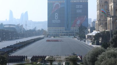 Paraddan görüntülər - FOTO/VİDEO