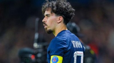 PSJ-nin yarımmüdafiəçisi "Liverpul"un HƏDƏFİNDƏ