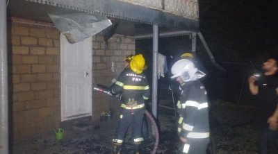 Şamaxıda 6 otaqlı EV YANDI - FOTO