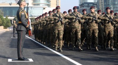 300 nəfər könüllü irəli çıxsın deyilsə də, 600 nəfərin hamısı önə çıxdı - FOTO