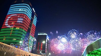 Daşkənd Azərbaycan bayrağının rənglərində İŞIQLANDIRILDI