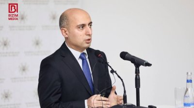 Emin Əmrullayev: “Müəllimlərin 32 faizi 18–24 saat dərs yükü ilə çalışır”