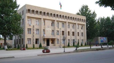 Döşəməsi çökən binada 60 ailə təxliyə olundu