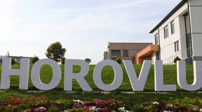 Horovlu kəndində daha 38 ailəyə evlərinin açarları təqdim olundu