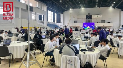 Məktəblilərarası Milli Hakatonun finalı başladı - 300 şagird 30 qalib uğrunda YARIŞIR - FOTO