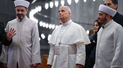 Roma Papası SultanƏhməd məscidini ziyarət etdi – FOTO/VİDEO