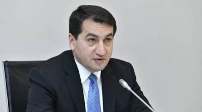 Hikmət Hacıyev: "Azərbaycan yeni data mərkəzi olmaq üçün bütün üstünlüklərə malikdir"