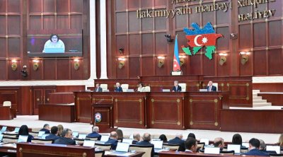 Milli Məclisin iclası BAŞLADI – Hansı məsələlər müzakirə OLUNUR?