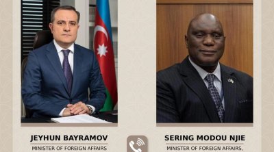 Ceyhun Bayramov qambiyalı həmkarına zəng etdi