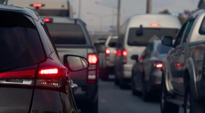 Sürücülərin DİQQƏTİNƏ: Yollarda tıxac var